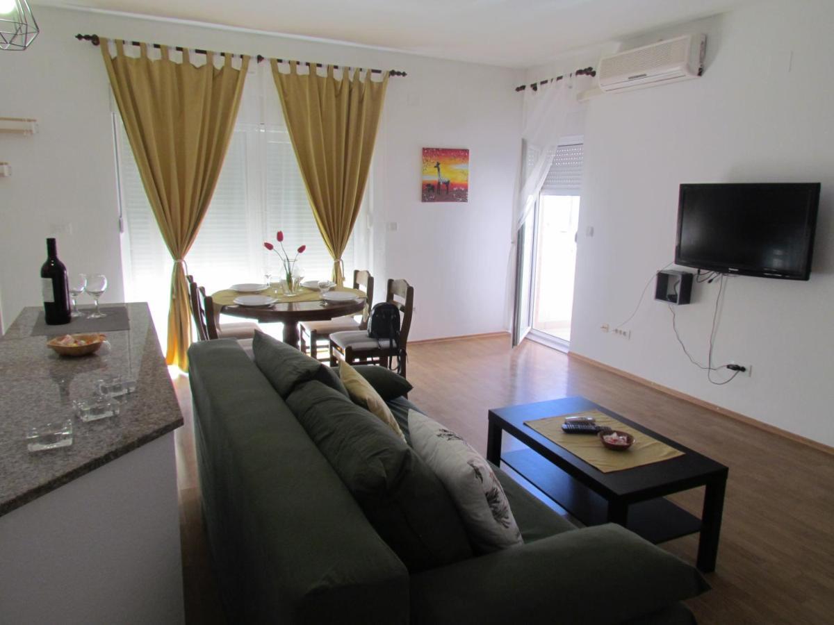 Apartman Petra Kaštela Exterior foto